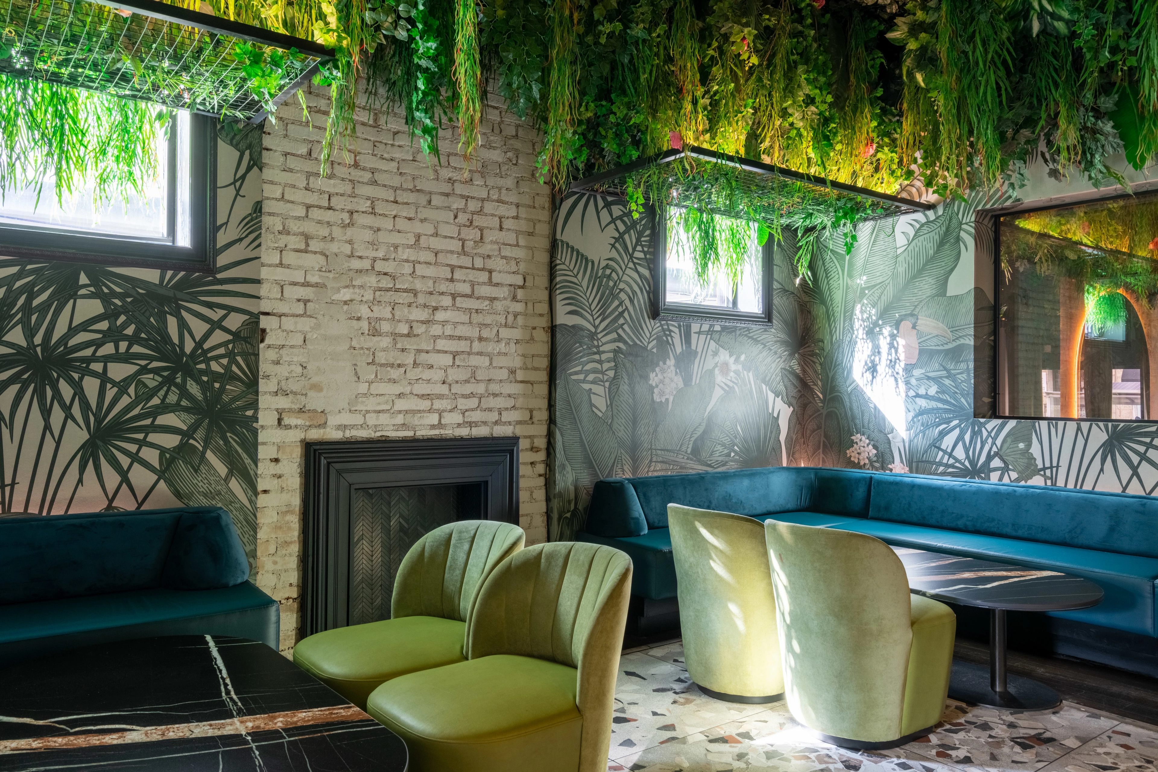 Lobby Bar Restaurant | Private & Corporate Events Hamilton | Patio Image